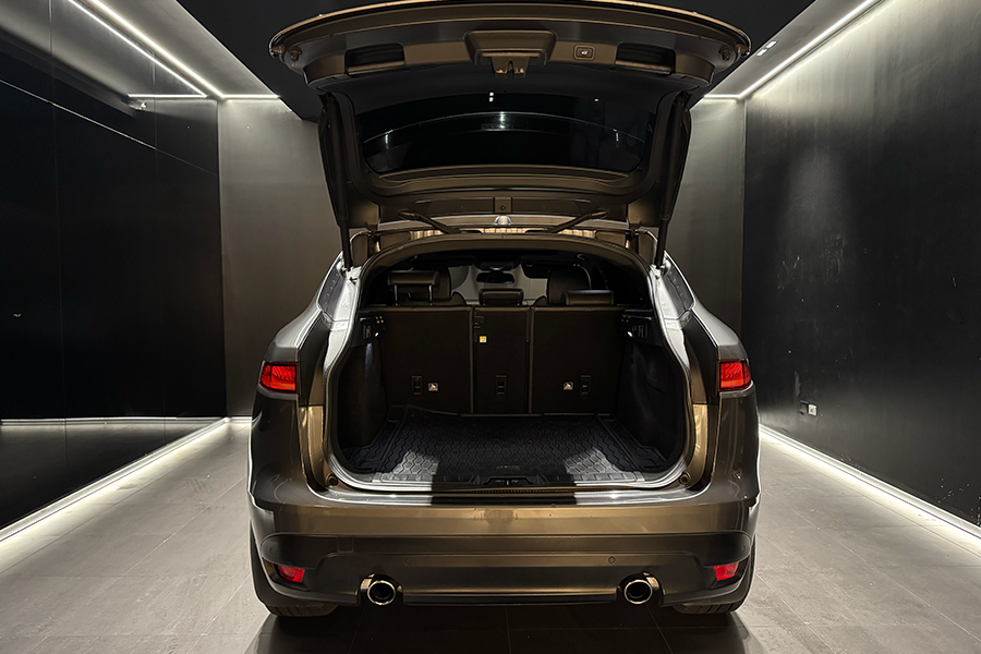 JAGUAR F-PACE 3.0C.C. V6 CS R-SPORT